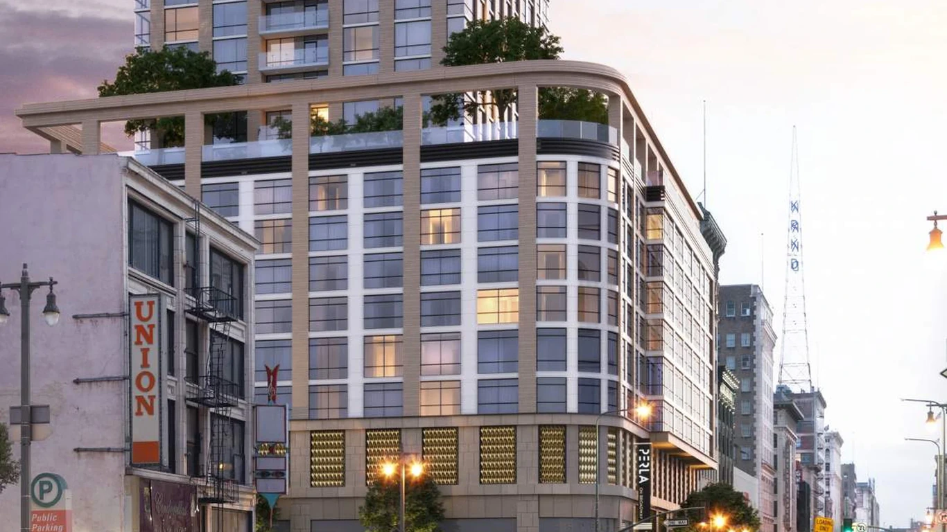 400 South Broadway