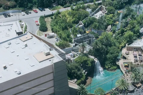 Jurassic Park: The Ride